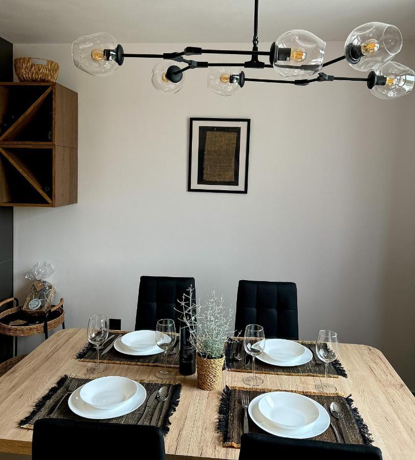 V Residence Apartments غاباس المظهر الخارجي الصورة