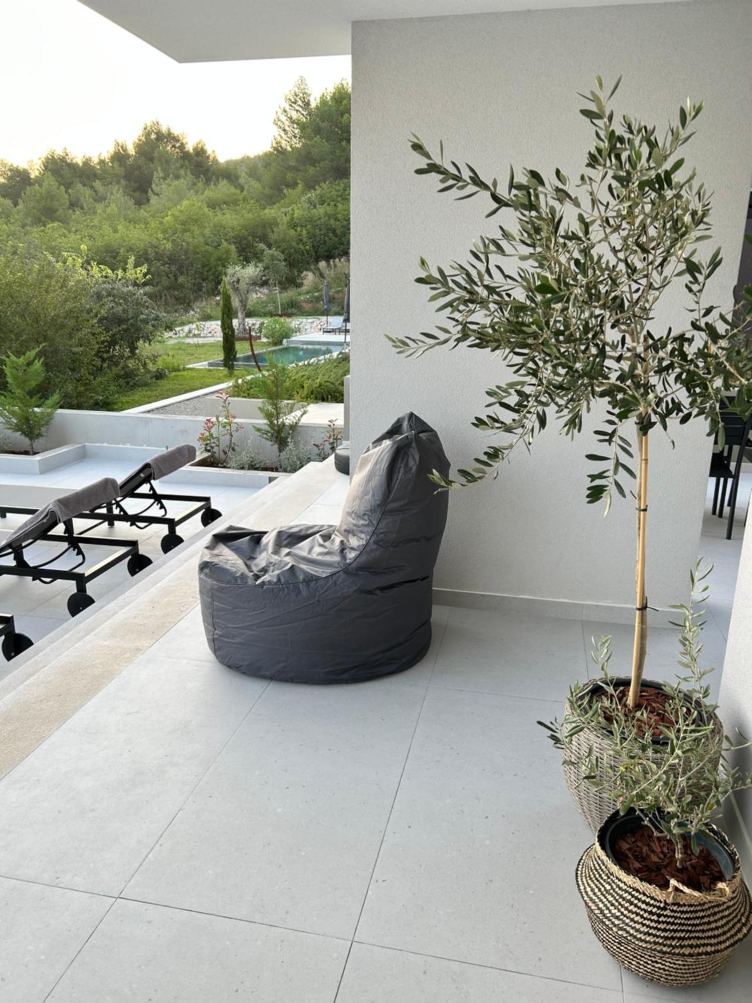 V Residence Apartments غاباس المظهر الخارجي الصورة